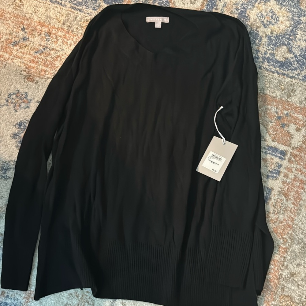 Chelsea 28 women’s sweater size small nwt